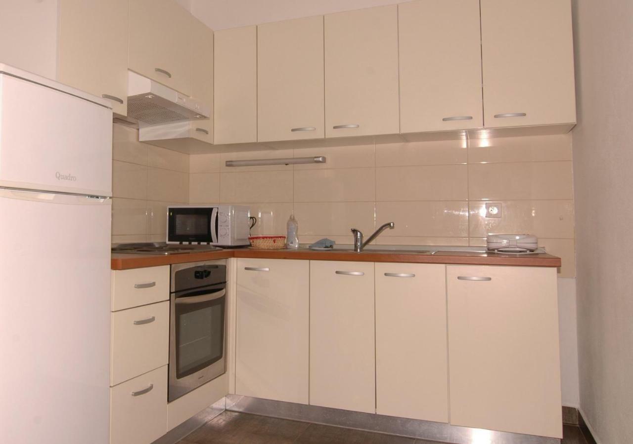 Apartment Urem Biograd Na Moru Exterior photo