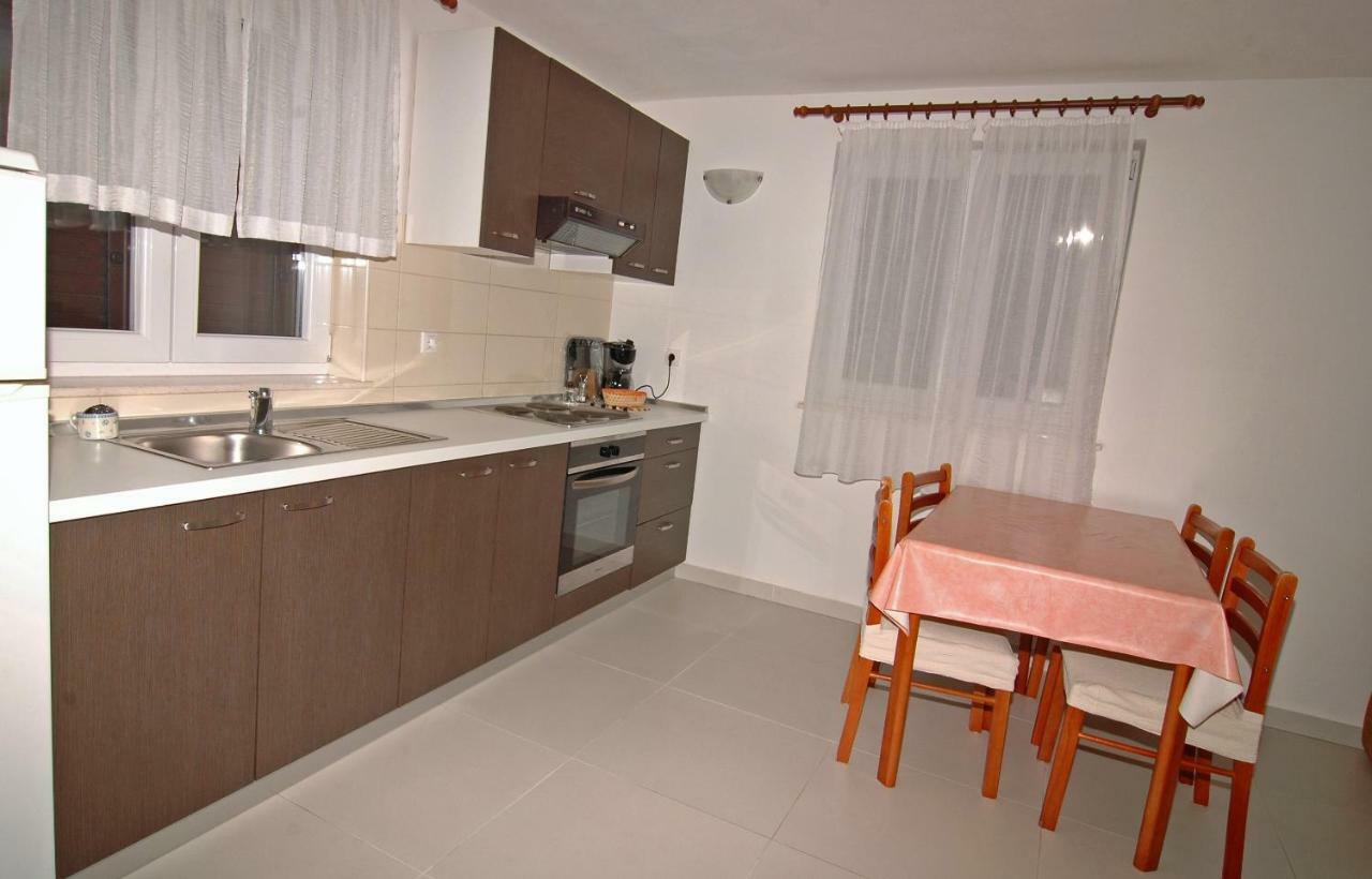 Apartment Urem Biograd Na Moru Exterior photo